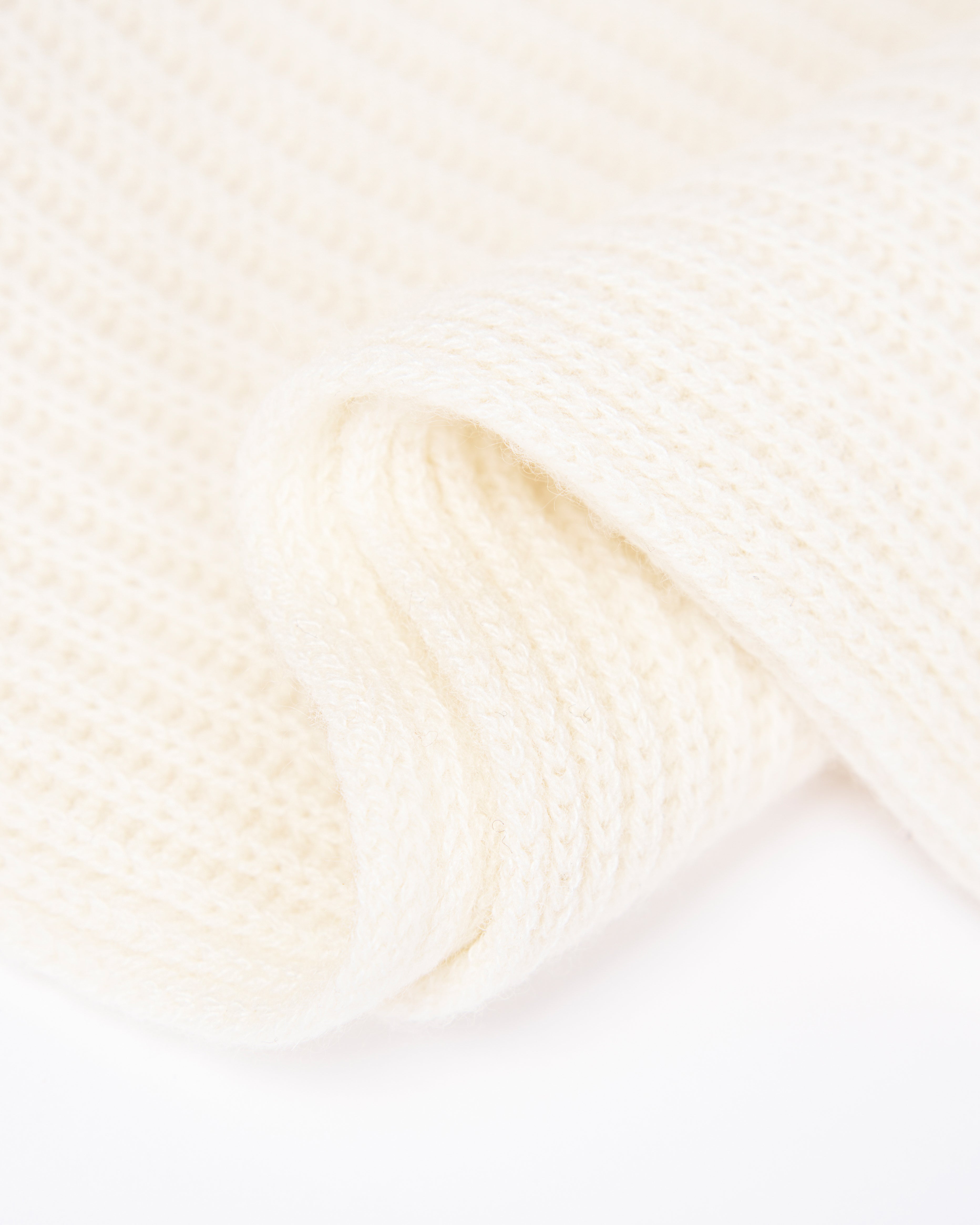 The Luna Ribbed Cashmere Scarf